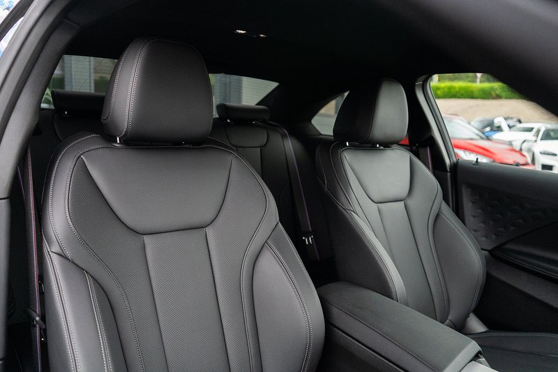 BMW 2 Series M240i - U5475