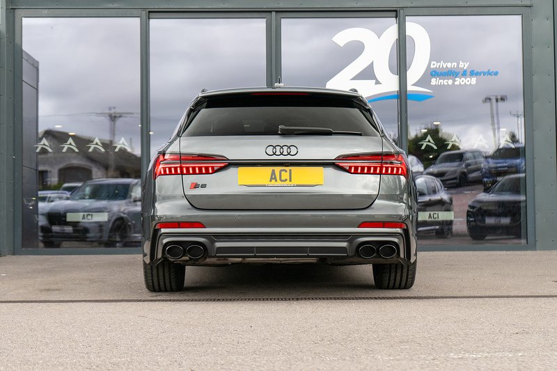 Audi S6 Avant TDI V6 Black Edition - U5476