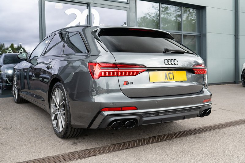 Audi S6 Avant TDI V6 Black Edition - U5476