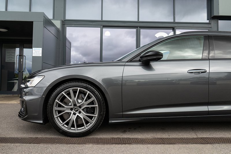 Audi S6 Avant TDI V6 Black Edition - U5476