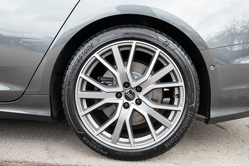 Audi S6 Avant TDI V6 Black Edition - U5476