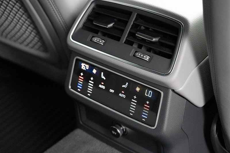 Audi S6 Avant TDI V6 Black Edition - U5476