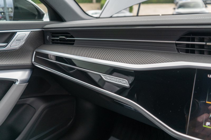 Audi S6 Avant TDI V6 Black Edition - U5476