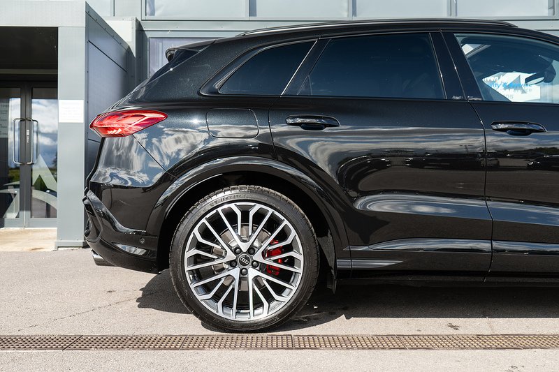 Audi SQ5 TFSI S Edition 1 - U5477