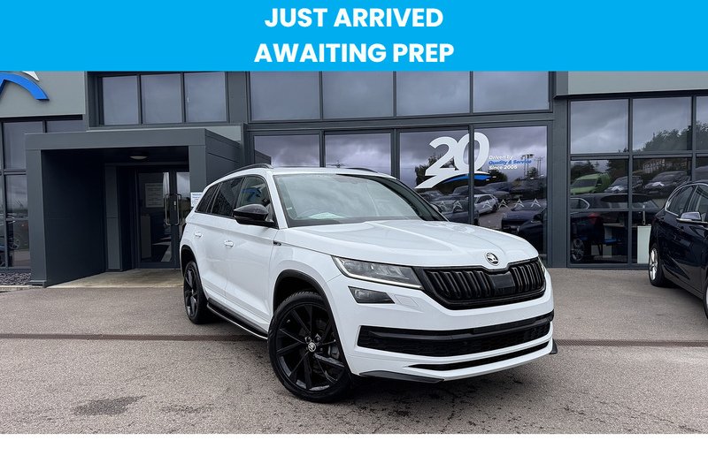 White 2021 Skoda Kodiaq Estate All-wheel drive Automatic