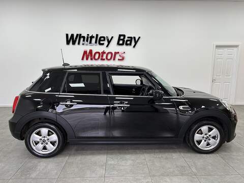 MINI Hatch Cooper Classic - U13526808