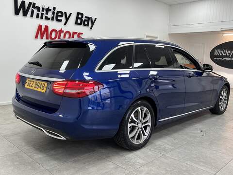 Mercedes-Benz C Class C220d Sport - U13527009