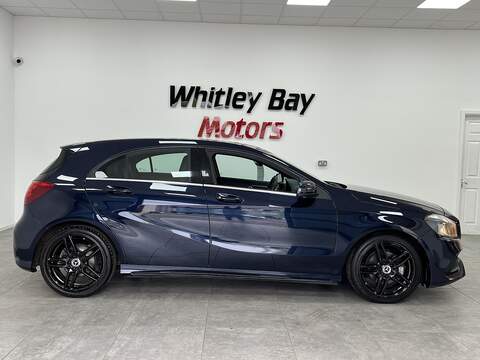 Mercedes-Benz A Class A180d AMG Line - U13527282