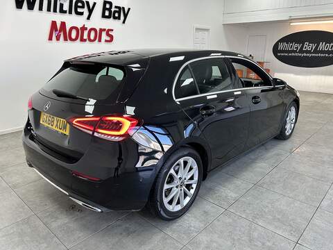 Mercedes-Benz A Class A180d Sport - U13527288