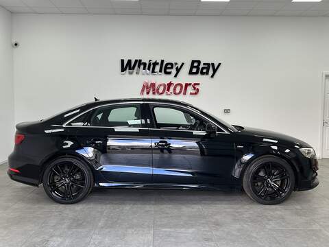 Audi A3 TFSI CoD S line - U13527377