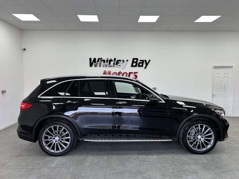 Mercedes-Benz GLC GLC250d AMG Line - U13527383