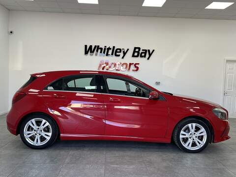 Mercedes-Benz A Class A180d Sport - U13527427