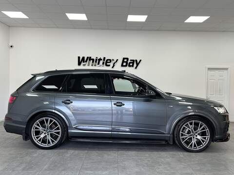 Audi Q7 TDI V6 Black Edition - U13527578