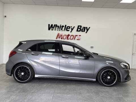 Mercedes-Benz A Class A200d AMG Line - U13527584
