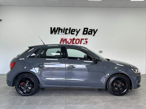 Audi A1 TFSI Sport - U13527638