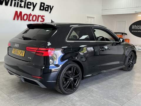 Audi A3 TFSI CoD S line - U13527709