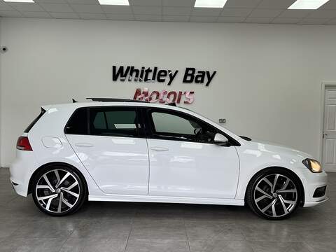 Volkswagen Golf TDI BlueMotion Tech R-Line Edition - U13527715