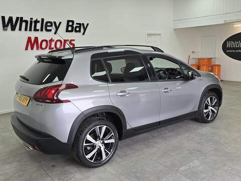 Peugeot 2008 PureTech GT Line - U13527853