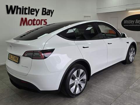 Tesla Model Y Long Range - U13527909