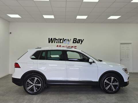 Volkswagen Tiguan TDI SE Navigation - U13528047