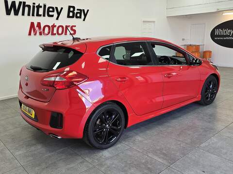 Kia Ceed CRDi GT-Line - U13528242