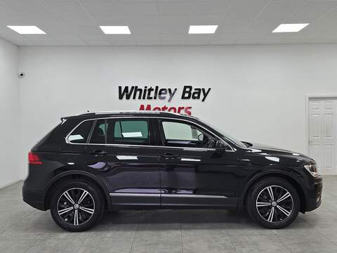Volkswagen Tiguan TDI SE Navigation - U13528279