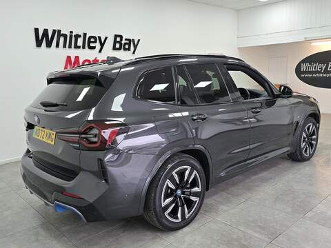 BMW iX3 M Sport - U13528303