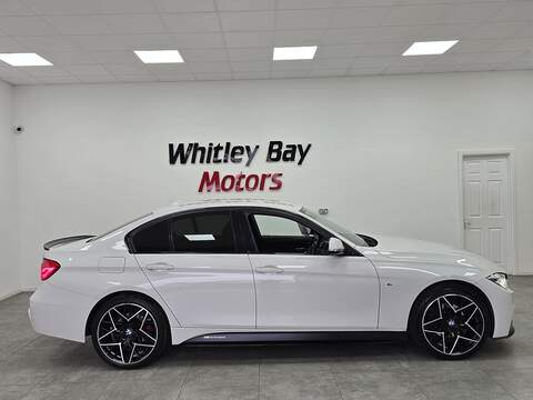 BMW 3 Series 320d M Sport - U13528324