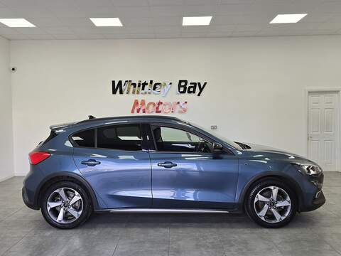 Ford Focus T EcoBoost Active - U13528337