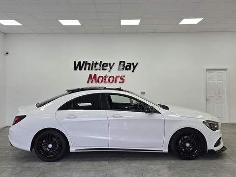 Mercedes-Benz CLA CLA200d AMG Line - U13528410