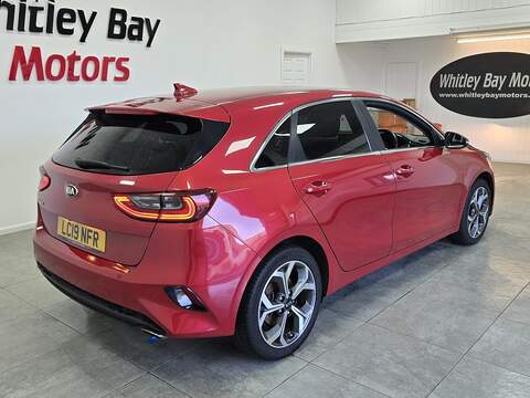 Kia Ceed CRDi 3 - U13528465