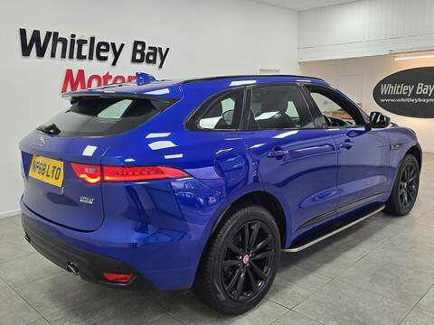 Jaguar F-PACE D240 R-Sport - U13528582