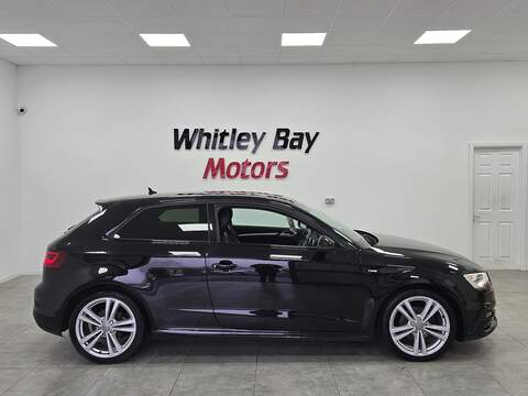 Audi A3 TDI S line - U13528611