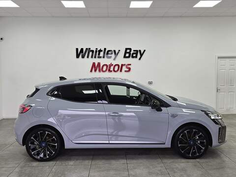 Renault Clio E-TECH esprit Alpine - U13528615