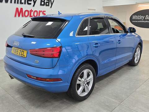 Audi Q3 TDI SE - U13528632