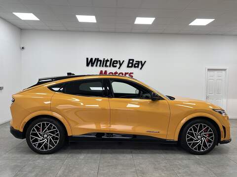 Ford Mustang Mach-E Extended Range GT - U13528674