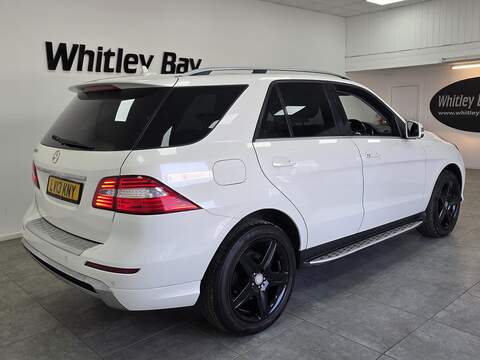 Mercedes-Benz M Class ML350 V6 BlueTEC AMG Sport - U13528742