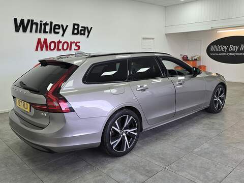 Volvo V90 B4 MHEV R-Design - U13528746