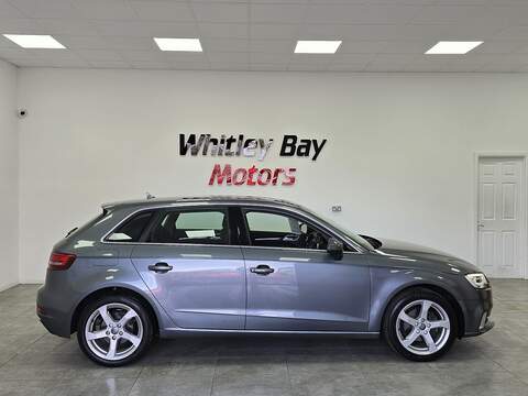 Audi A3 TFSI Sport - U13528754