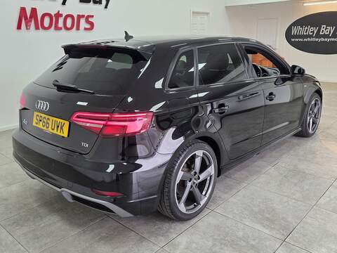 Audi A3 TDI S line - U13528768