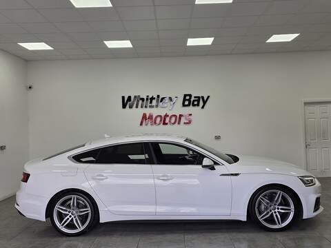 Audi A5 TDI S line - U13528812
