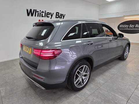 Mercedes-Benz GLC GLC220d AMG Line - U13528831