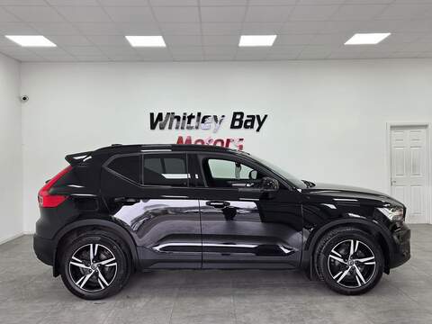 Volvo XC40 T3 R-Design - U13528867
