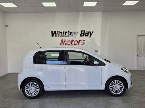 Volkswagen up! Move up! - U13528886