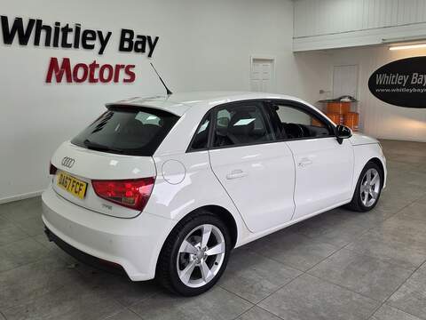 Audi A1 TFSI Sport - U13528889