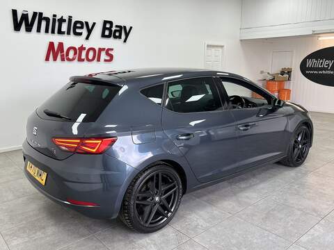 SEAT Leon TSI EVO FR Black Edition - U13528919