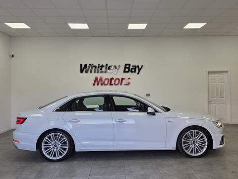Audi A4 TFSI S line - U13528957