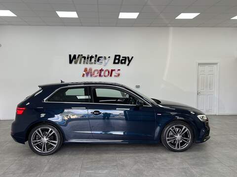 Audi A3 TDI S line - U13528974