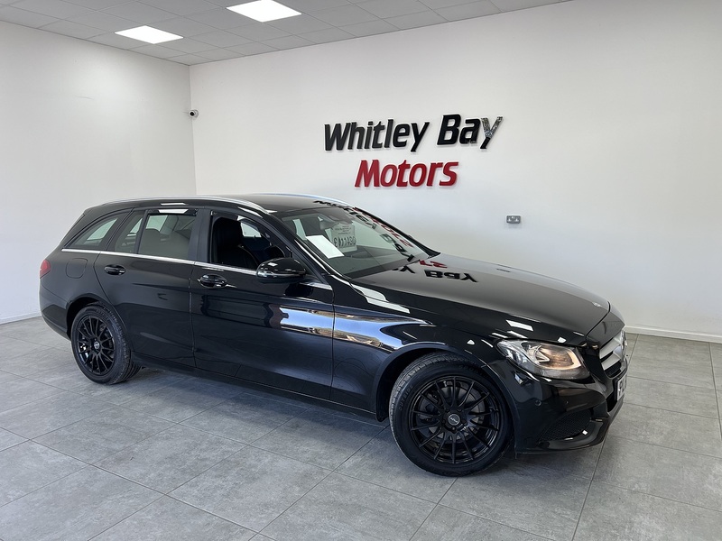 2016 MERCEDES C CLASS C200D SE EXECUTIVE EDITION 2016 52,000 MLS 1.6 MANUAL DIESEL 11,490 OR... photo