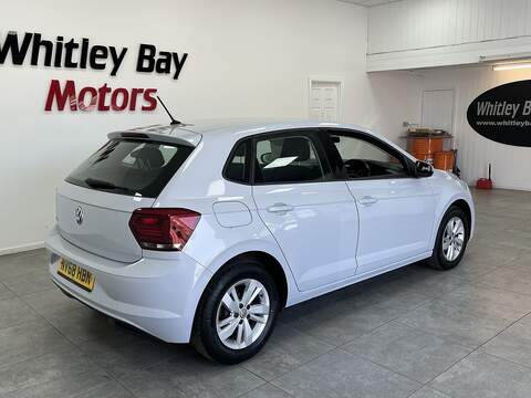Volkswagen Polo EVO SE - U13529170